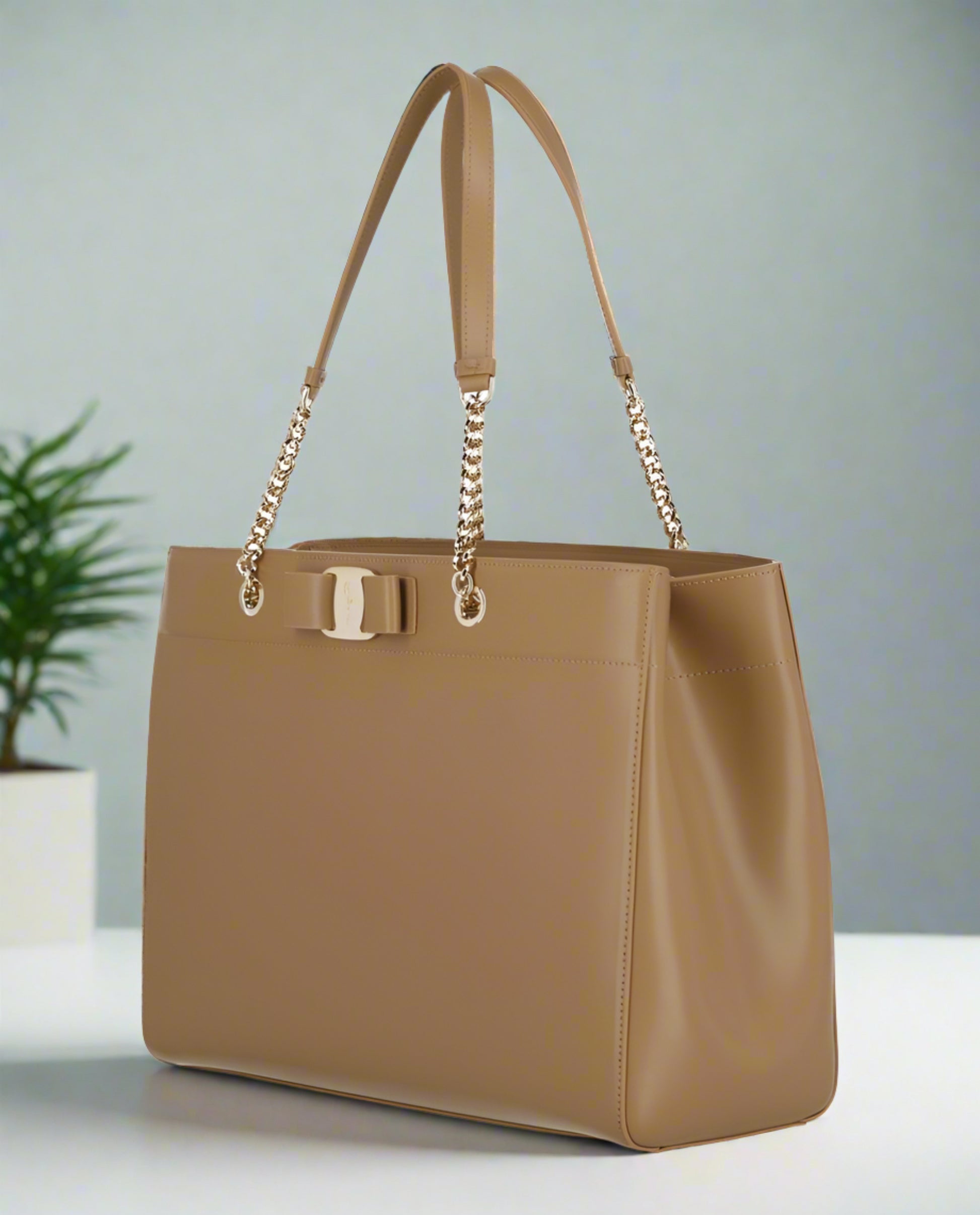 Salvatore Ferragamo Brown Vara Bow Smooth Leather Tote Bag