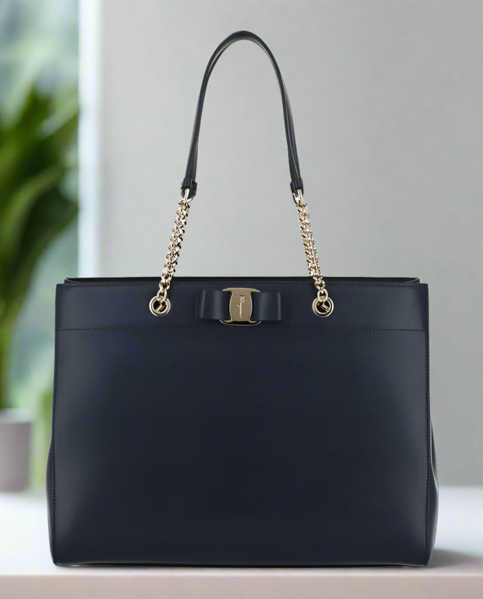 Ferragamo Vara Bow Smooth Leather Tote Blue Elegant