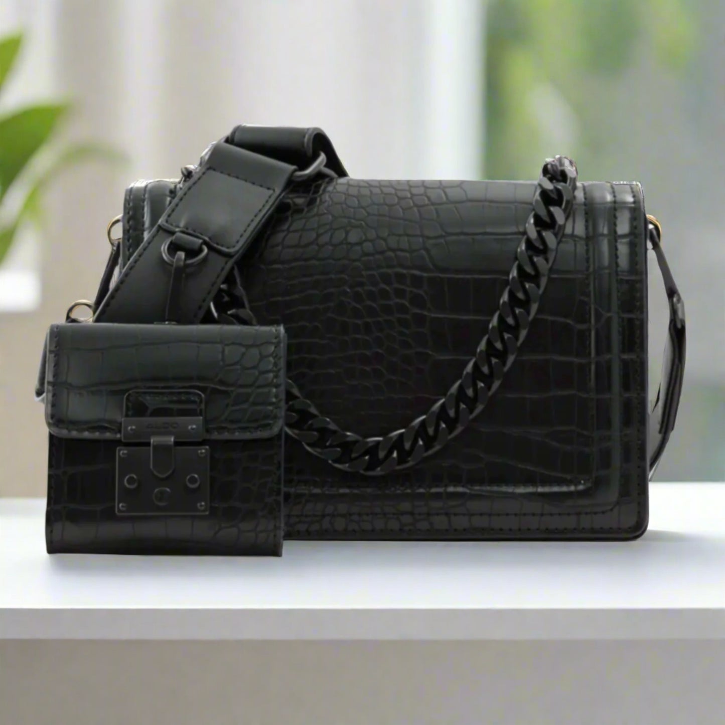 ALDO Women's Qiemar Crossbody Bag, Black/Black